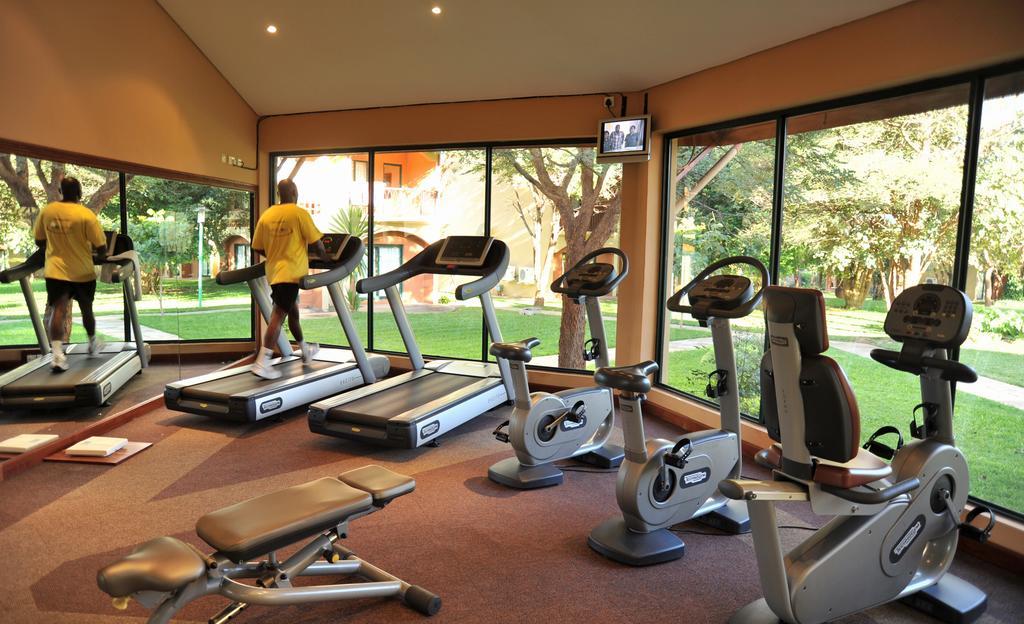 M'Kango Golfview Hotel Lusaka Ngoại thất bức ảnh