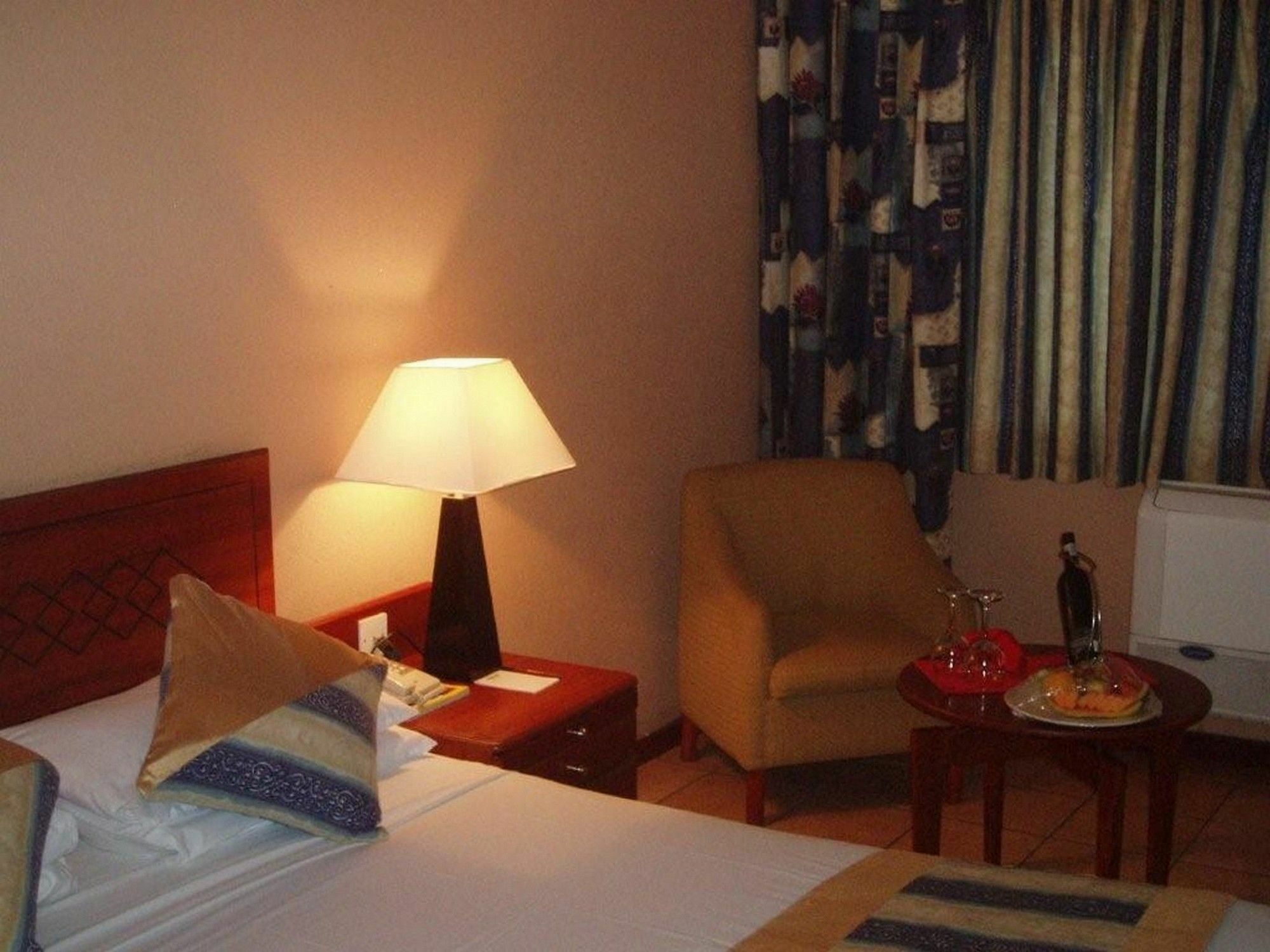 M'Kango Golfview Hotel Lusaka Ngoại thất bức ảnh